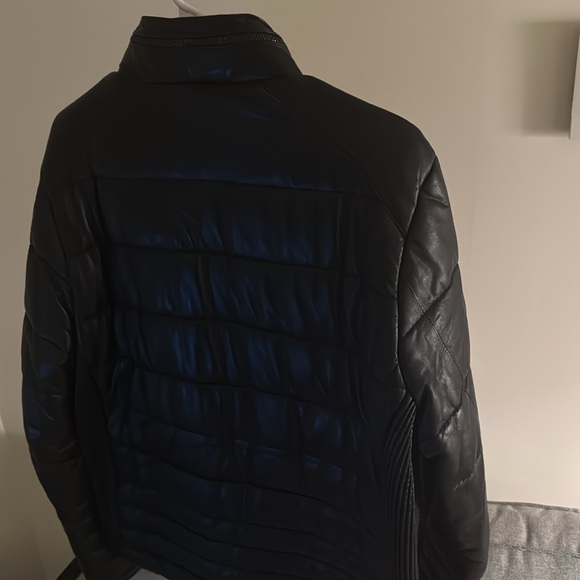 Zara leather jacket (Chic and casual real leather puffy jacket) - Picture 6 of 7